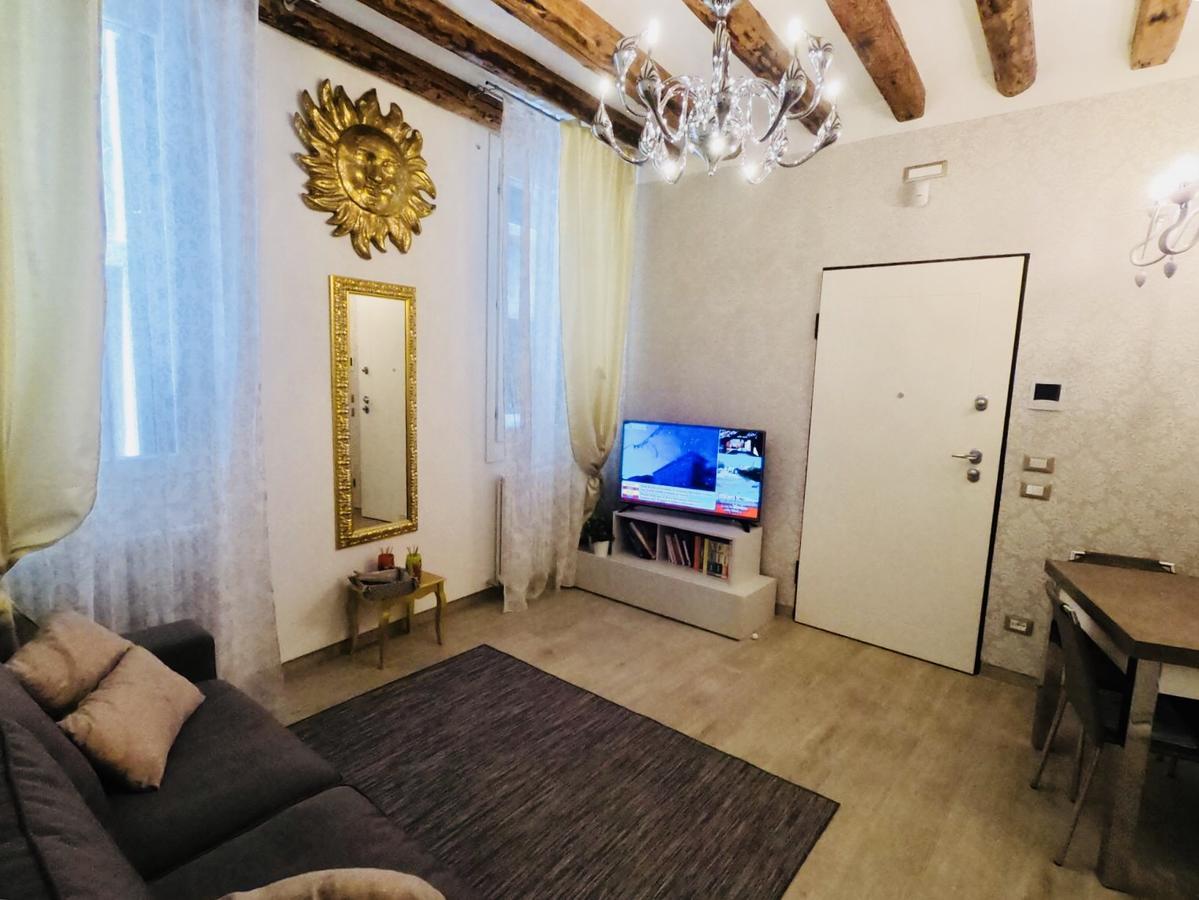 San Stae Charming Apartment Gran Canal Veneza Exterior foto